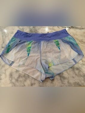 LULULEMON Shorts Size 10 | Blue Green Print | Lined Flowy Athletic 💙